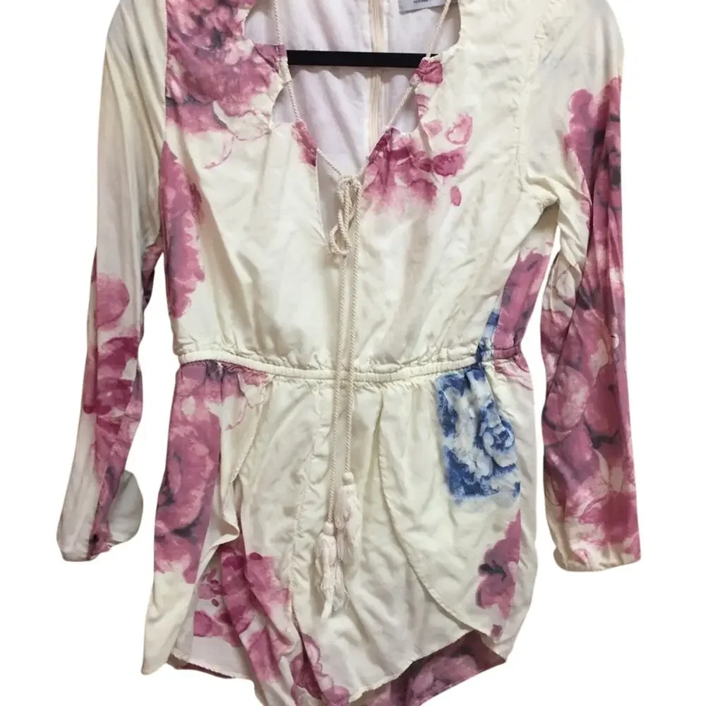 Haute Rogue Long-sleeve Floral Romper White/Pink/Blue - Picture 1 of 1
